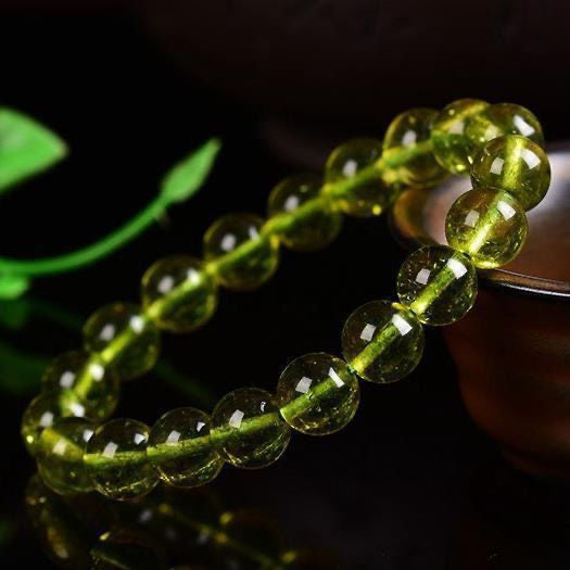 Energizing Peridot Crystal Bracelet -【Enhance Energy Aura & Relieves Anxiety】