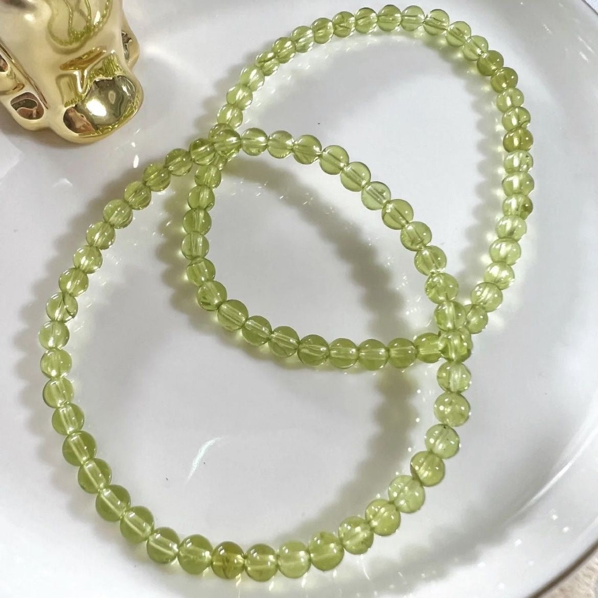 Energizing Peridot Crystal Bracelet -【Enhance Energy Aura & Relieves Anxiety】